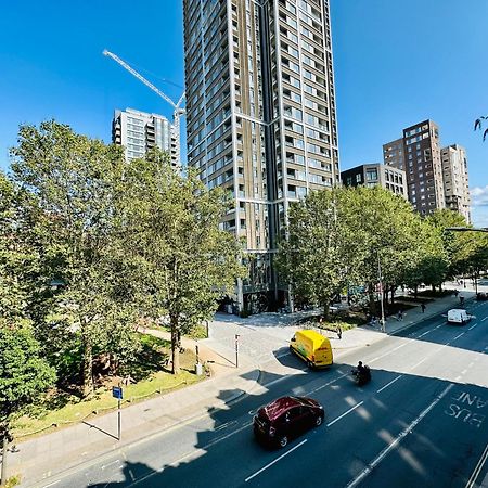 Private Studio Flat In City 1190 Лондон Екстериор снимка