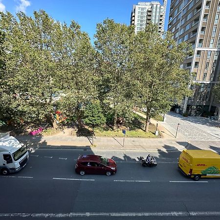 Private Studio Flat In City 1190 Лондон Екстериор снимка
